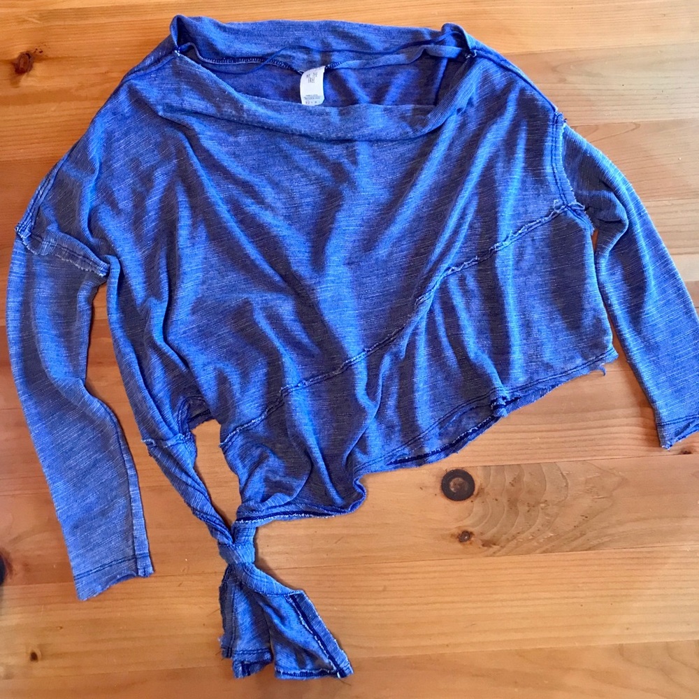 Free People Top - Picture 1 of 3